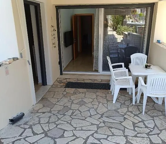 μαρία 4 בית נופש קאטו אלמירי