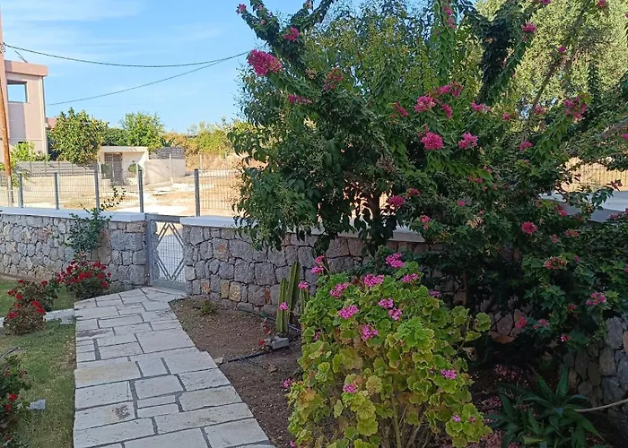 μαρία 4 בית נופש קאטו אלמירי